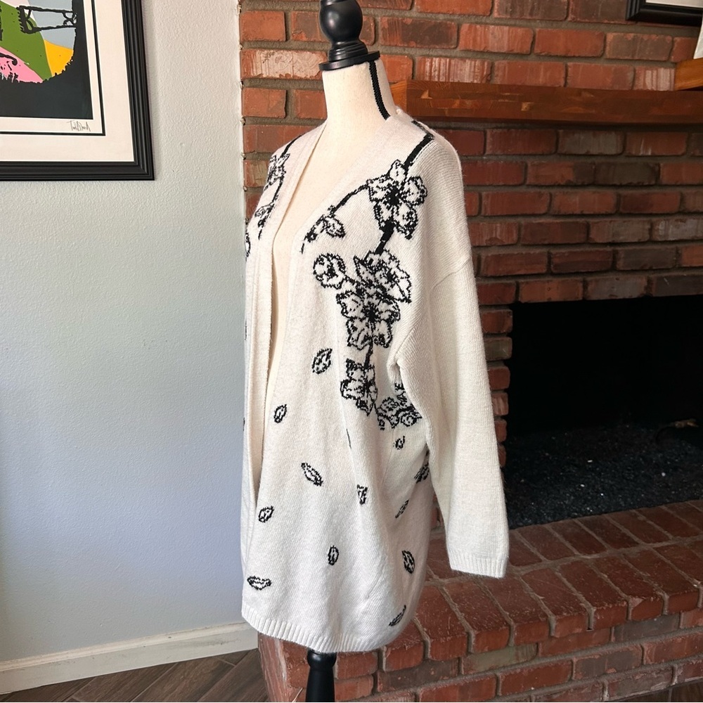 Anthropologie Nadia Open Front Floral Cardigan in White & Black Sz L - Picture 5 of 11